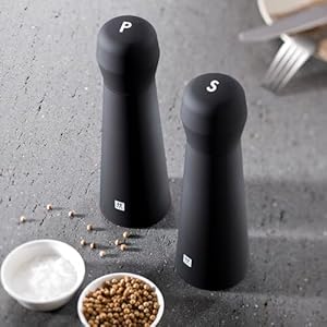 Zwilling spices pepper grinder black  urban country home decor