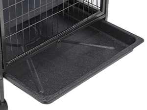 Plastic tray