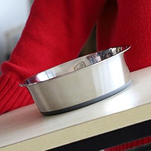 SUOXU Thick Stainless Steel Dog Bowls Silicone base prevents tipping and sliding.